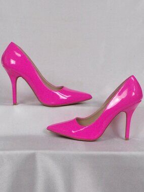 WILD DIVA LOUNGE size 8 fuchsia faux-pat.-leathr ultra-high-heel point-toe pumps